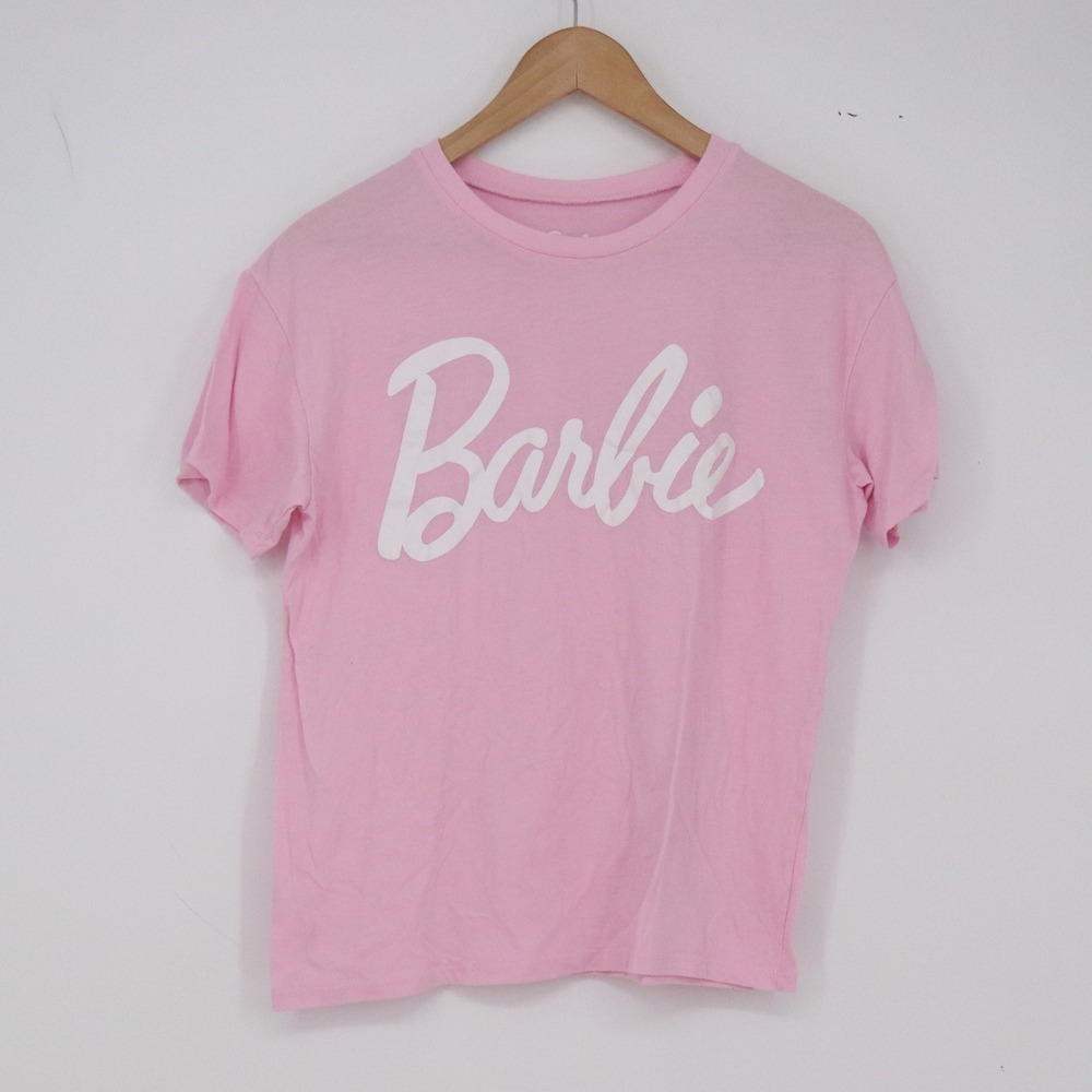 Barbie T-shirt Womens M 2023 Mattel Movie Logo Pink Graphic Tee Excellent